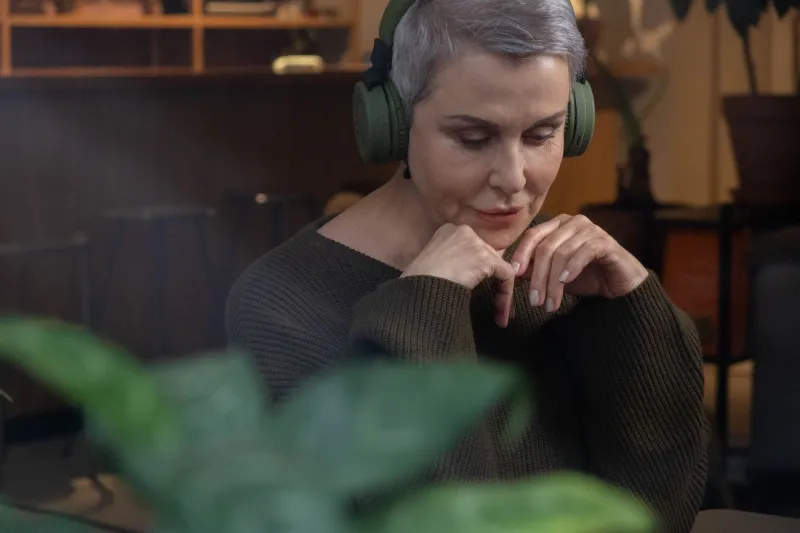 The Art of Saying Nothing: How Silence Became the Loudest Flex in Music Right Now