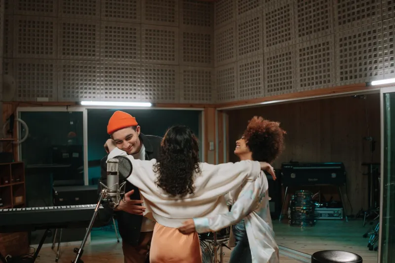 Two Mics, One Truth: How the Feature Verse Became Music's Confessional Booth